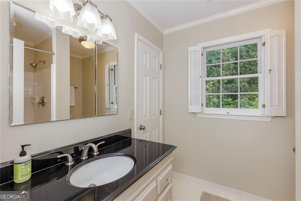 7390 Stoneykirk Close Atlanta GA 30350