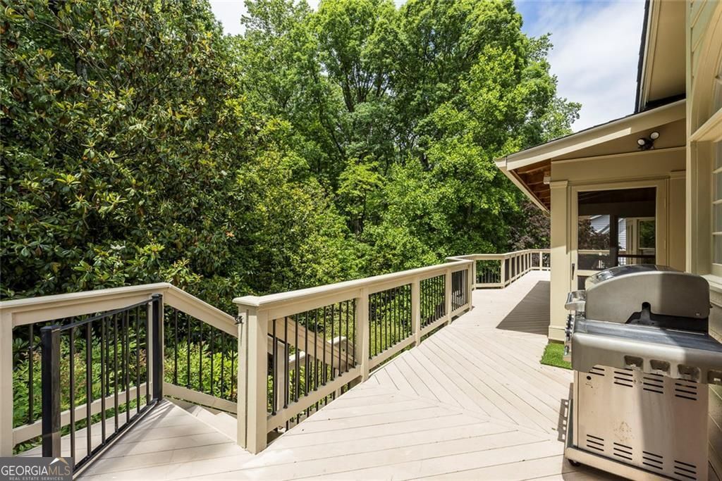 7390 Stoneykirk Close Atlanta GA 30350