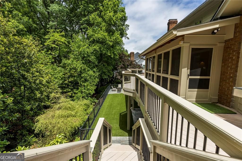 7390 Stoneykirk Close Atlanta GA 30350