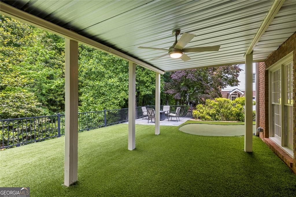 7390 Stoneykirk Close Atlanta GA 30350