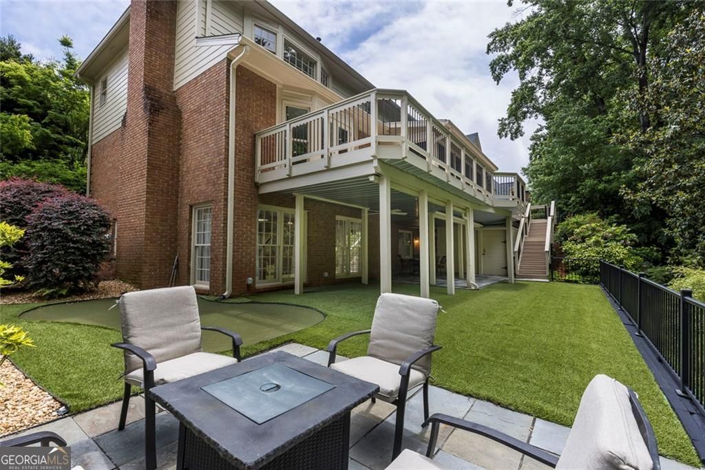 7390 Stoneykirk Close Atlanta GA 30350