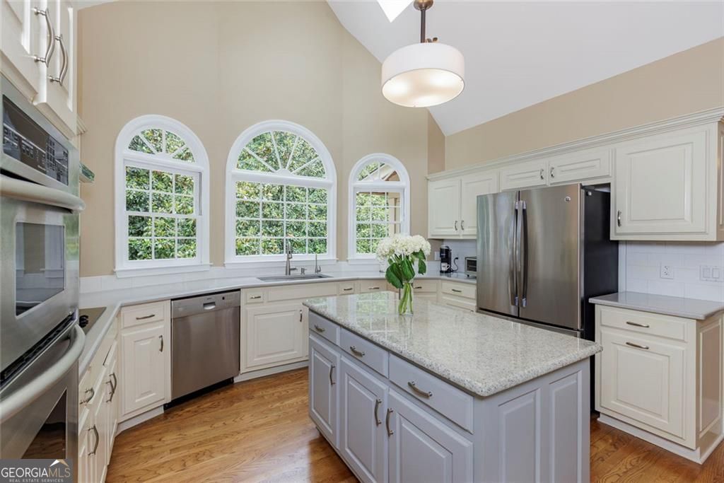 7390 Stoneykirk Close Atlanta GA 30350