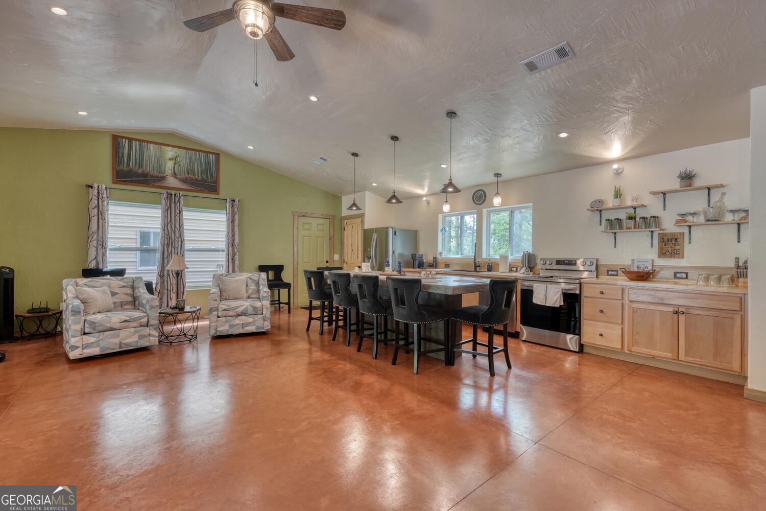 1529 Cedar View Hiawassee GA 30546