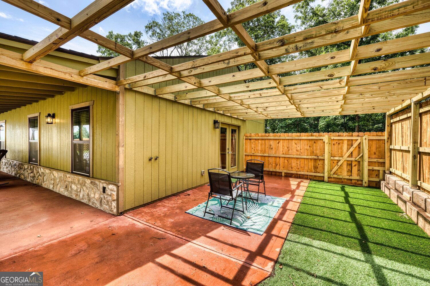 1529 Cedar View Hiawassee GA 30546