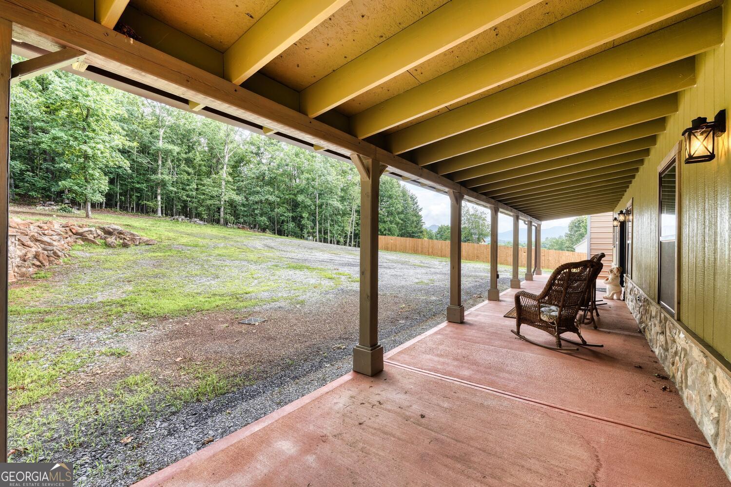 1529 Cedar View Hiawassee GA 30546