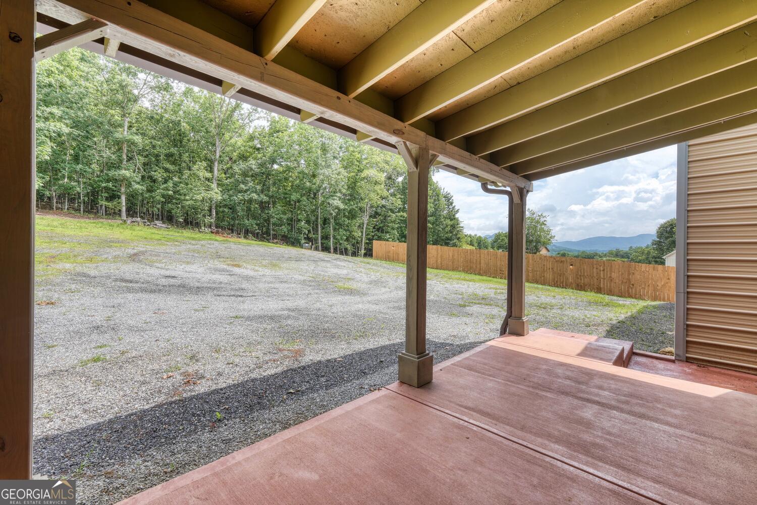 1529 Cedar View Hiawassee GA 30546