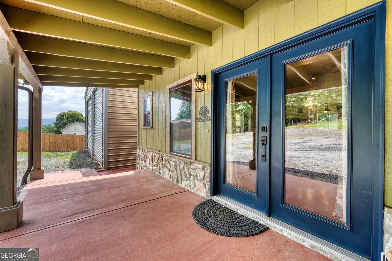 1529 Cedar View Hiawassee GA 30546