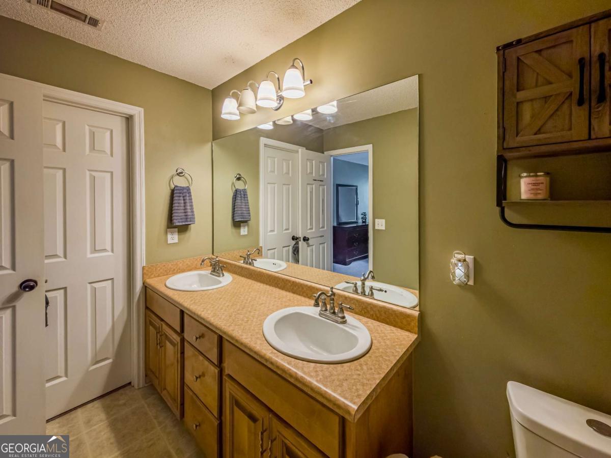8 Edinburgh Tifton GA 31794