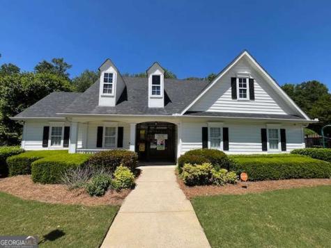 19 Meadow Crest Court Powder Springs GA 30127