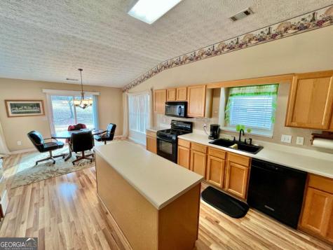 19 Meadow Crest Court Powder Springs GA 30127