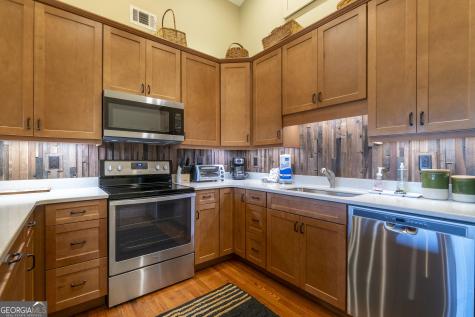 2814 & 2816 Laurel Lodge Road Clarkesville GA 30523