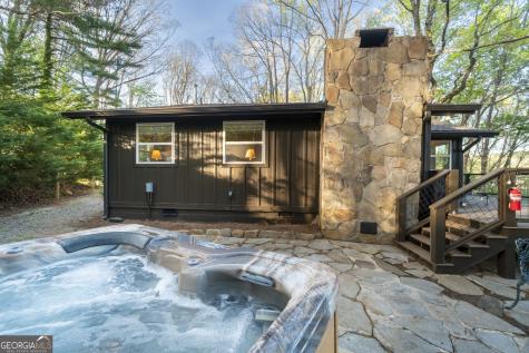 2814 & 2816 Laurel Lodge Road Clarkesville GA 30523