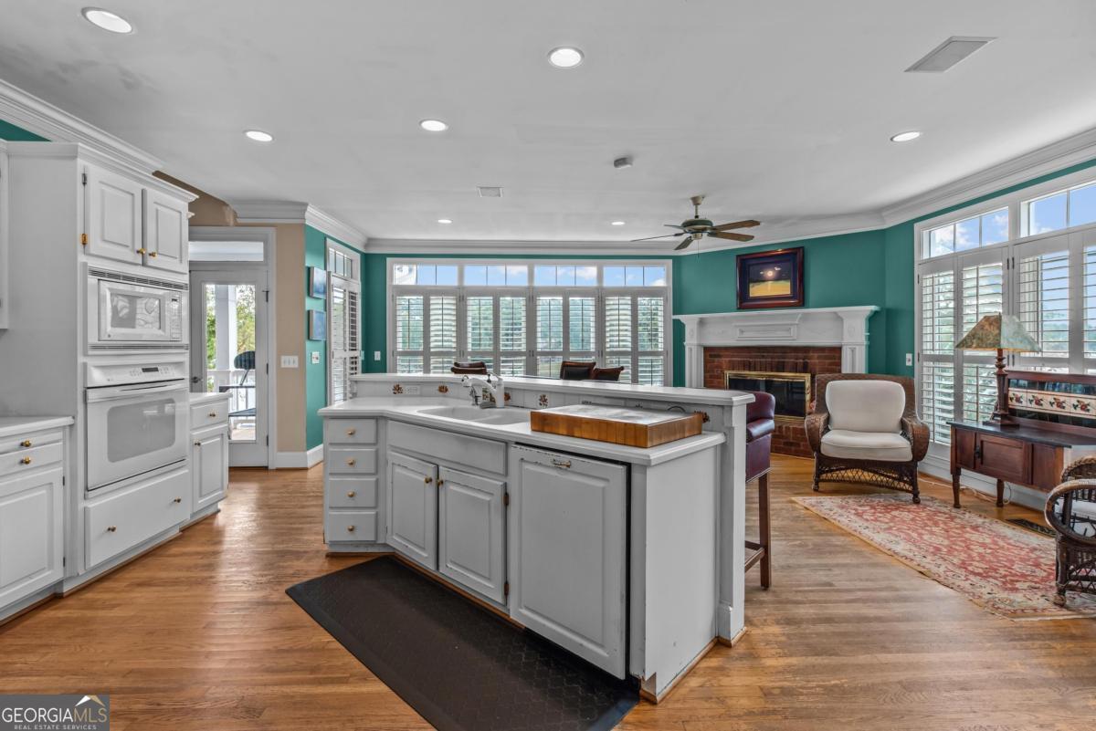 1651 Lighthouse Circle Greensboro GA 30642