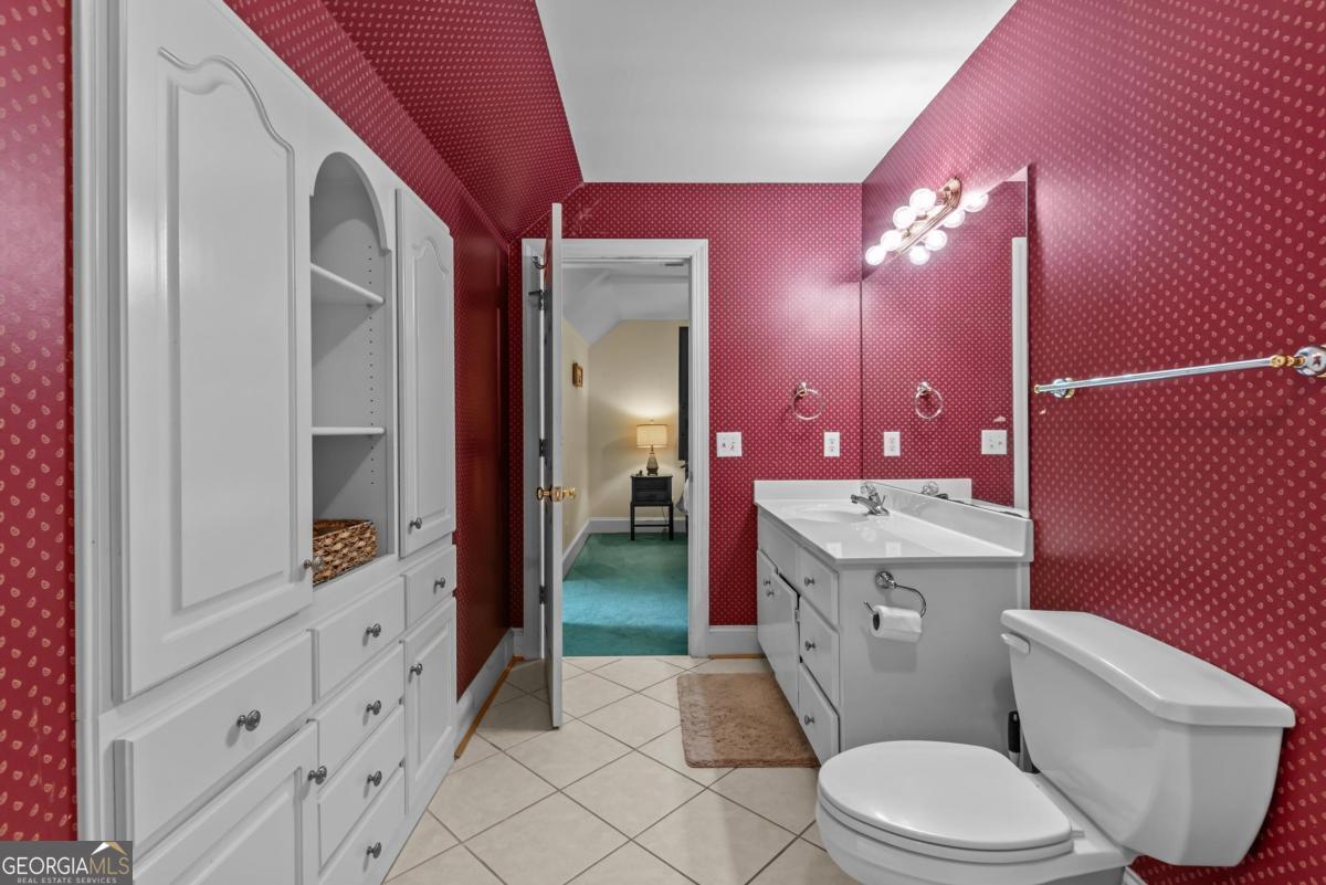 1651 Lighthouse Circle Greensboro GA 30642