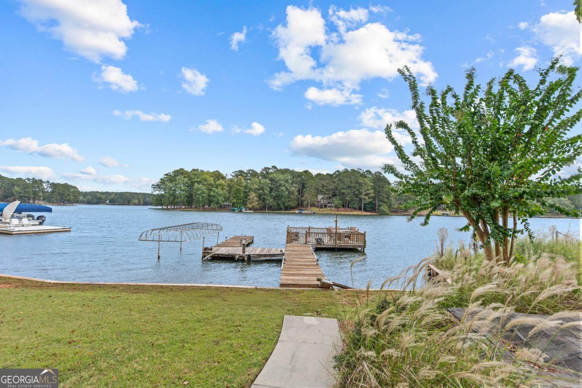 1651 Lighthouse Circle Greensboro GA 30642