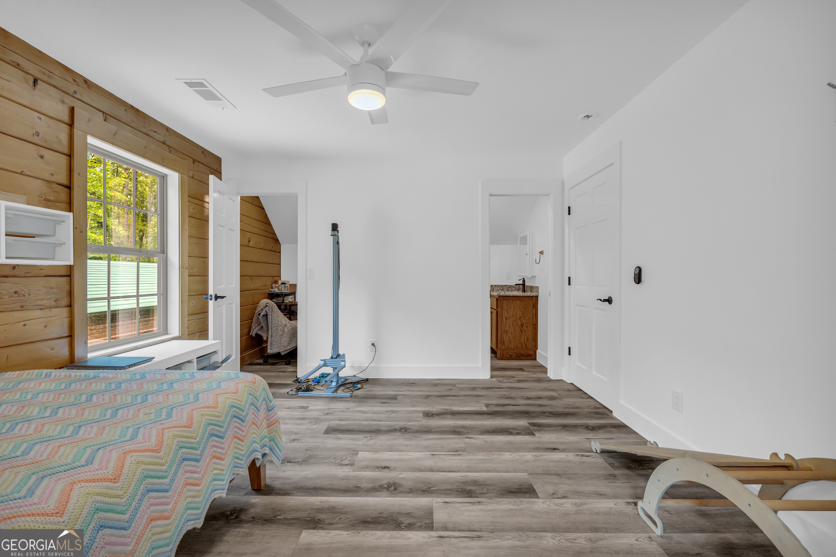 280 Shore Crest Drive Martin GA 30557