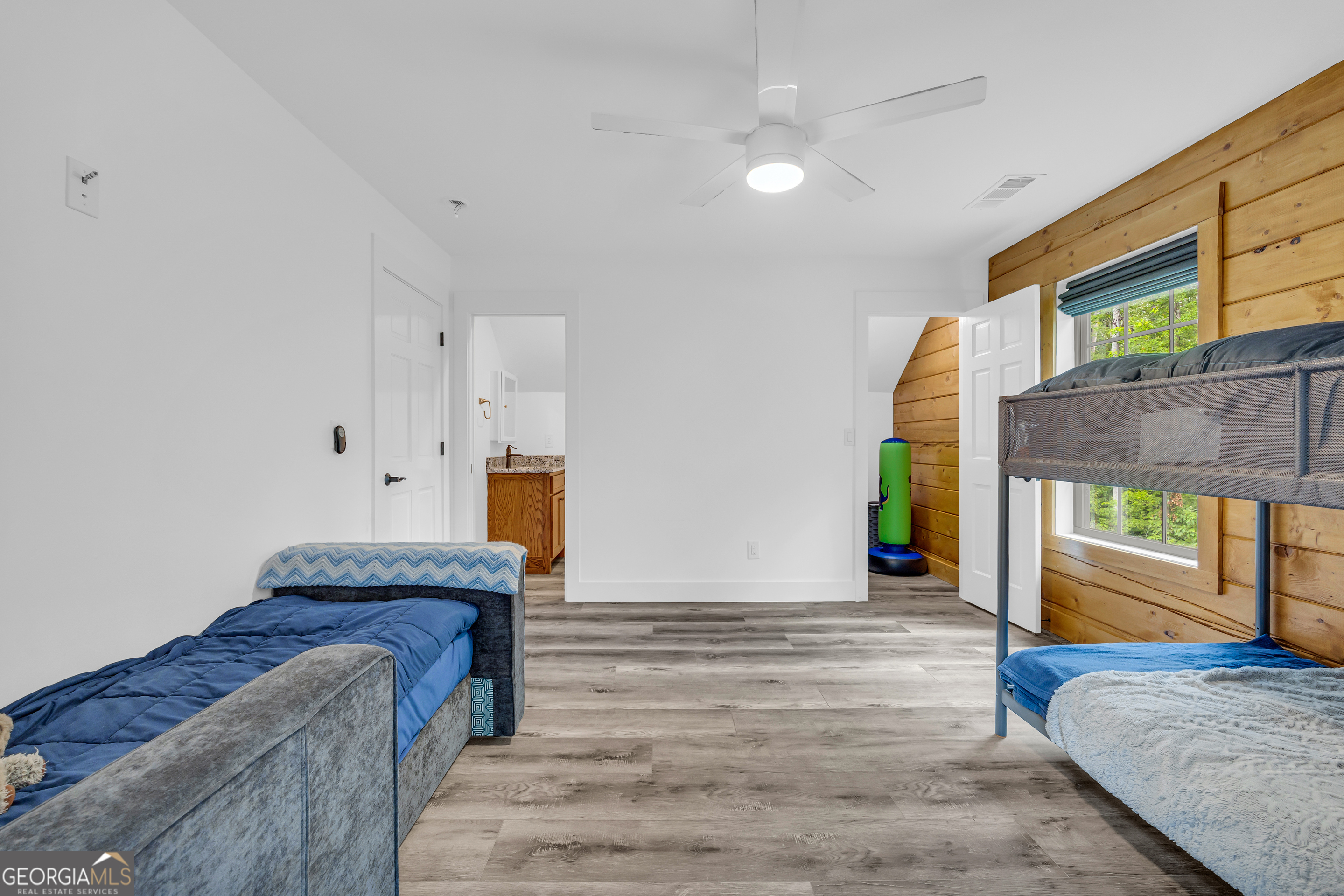 280 Shore Crest Drive Martin GA 30557