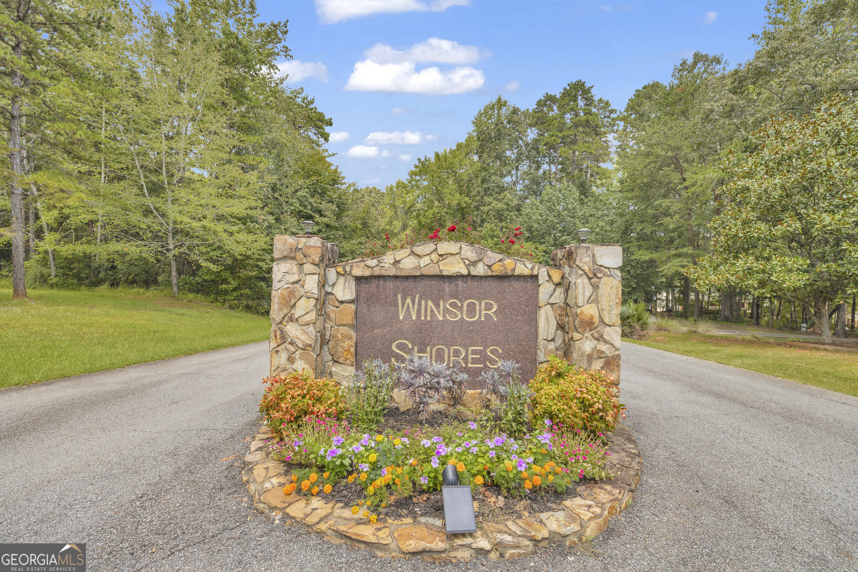 280 Shore Crest Drive Martin GA 30557