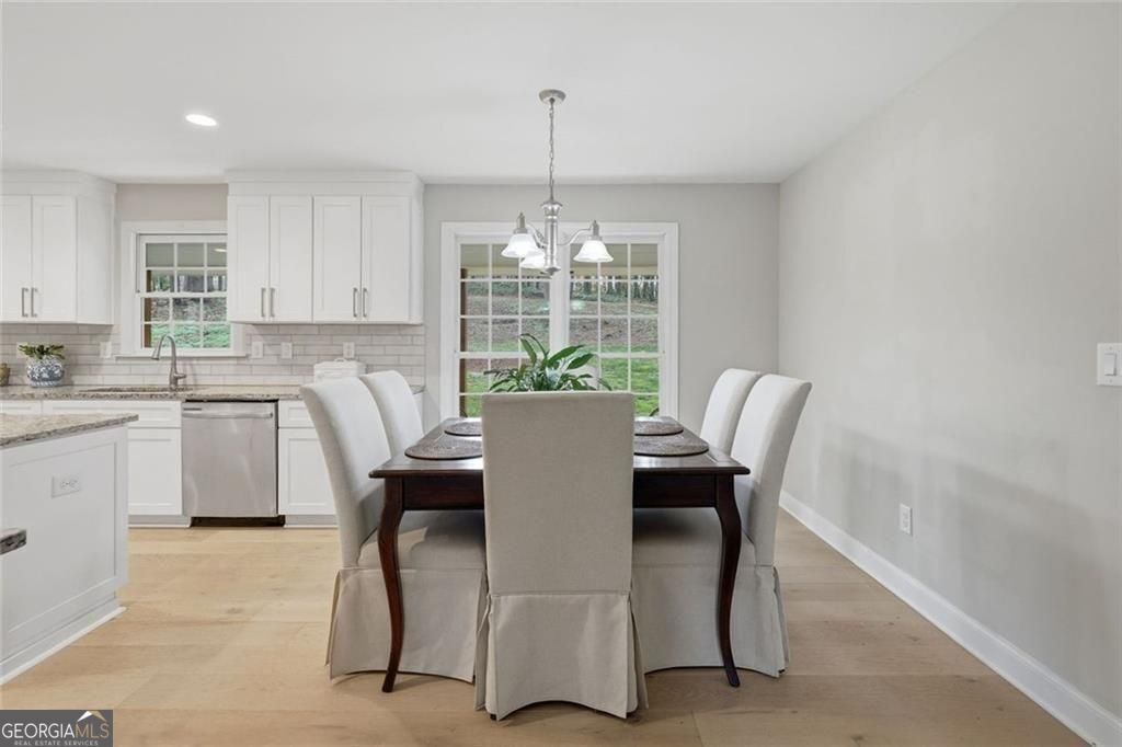 1562 Hillhaven Drive Marietta GA 30062