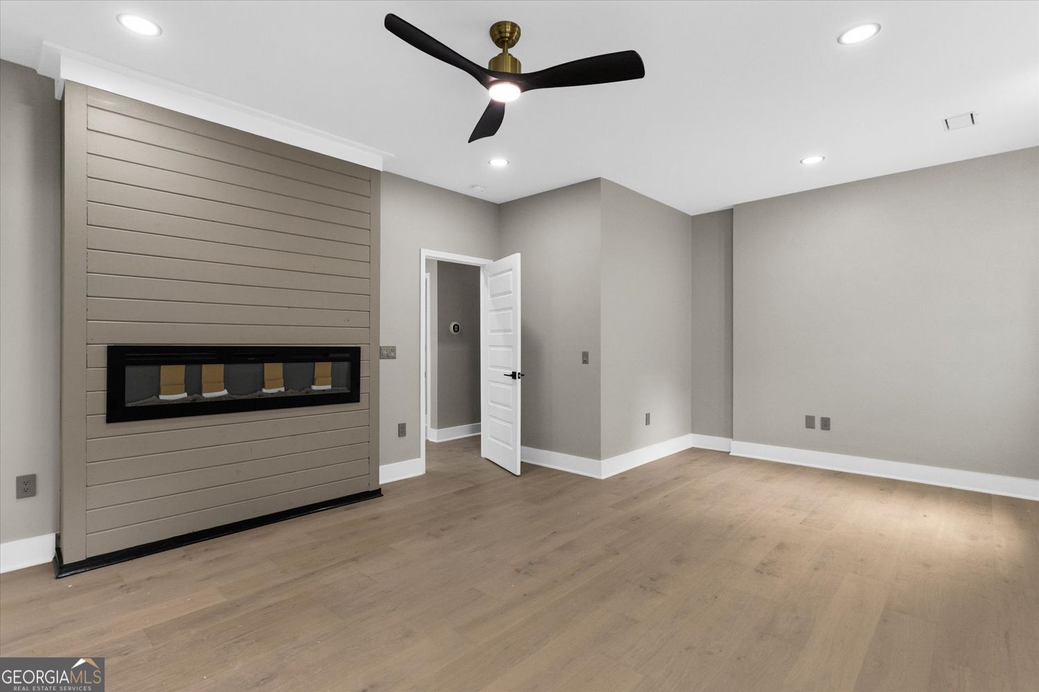 1081 Napier Street SE Atlanta GA 30316