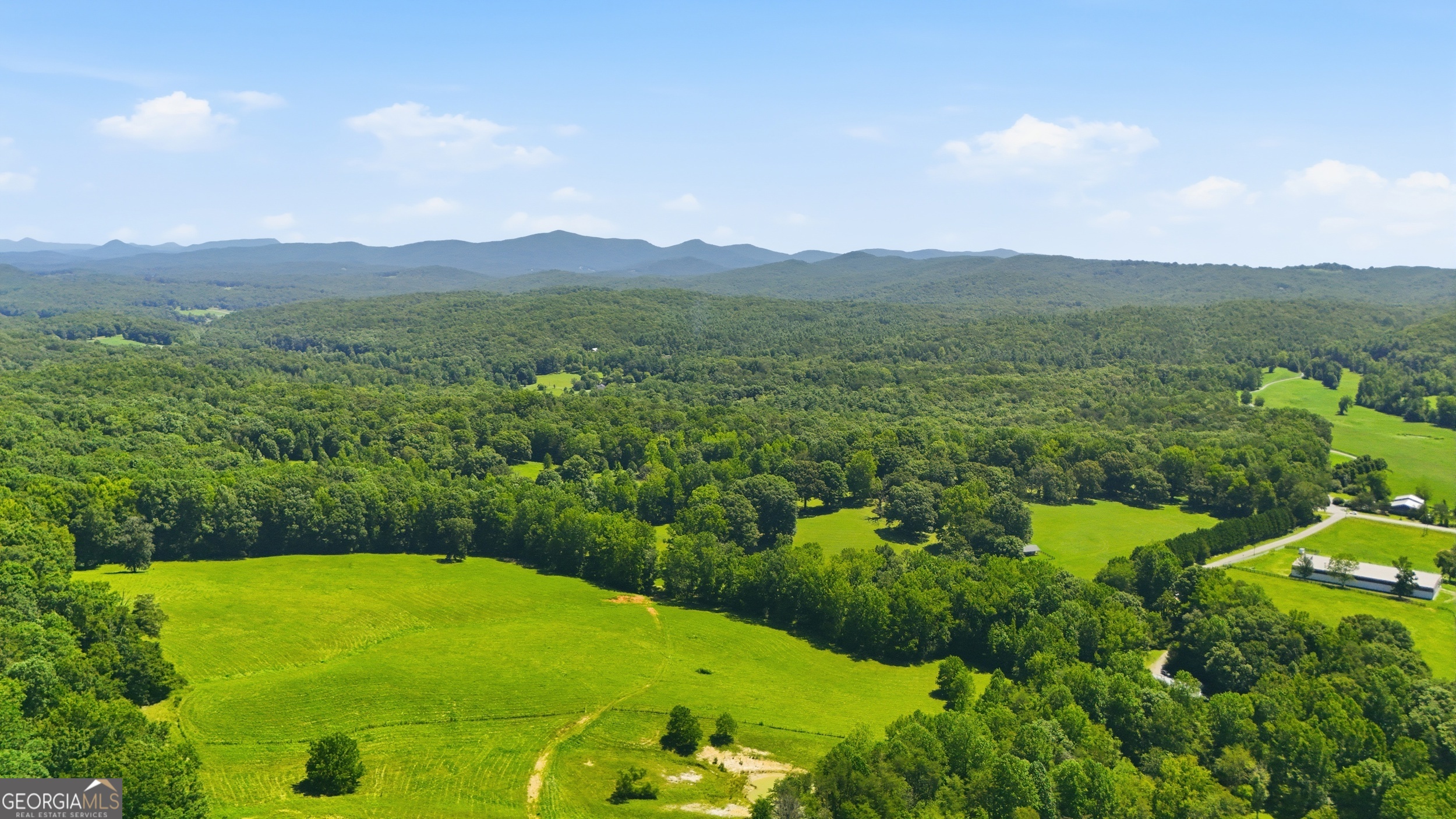 527 Jim Carter Road Clarkesville GA 30523
