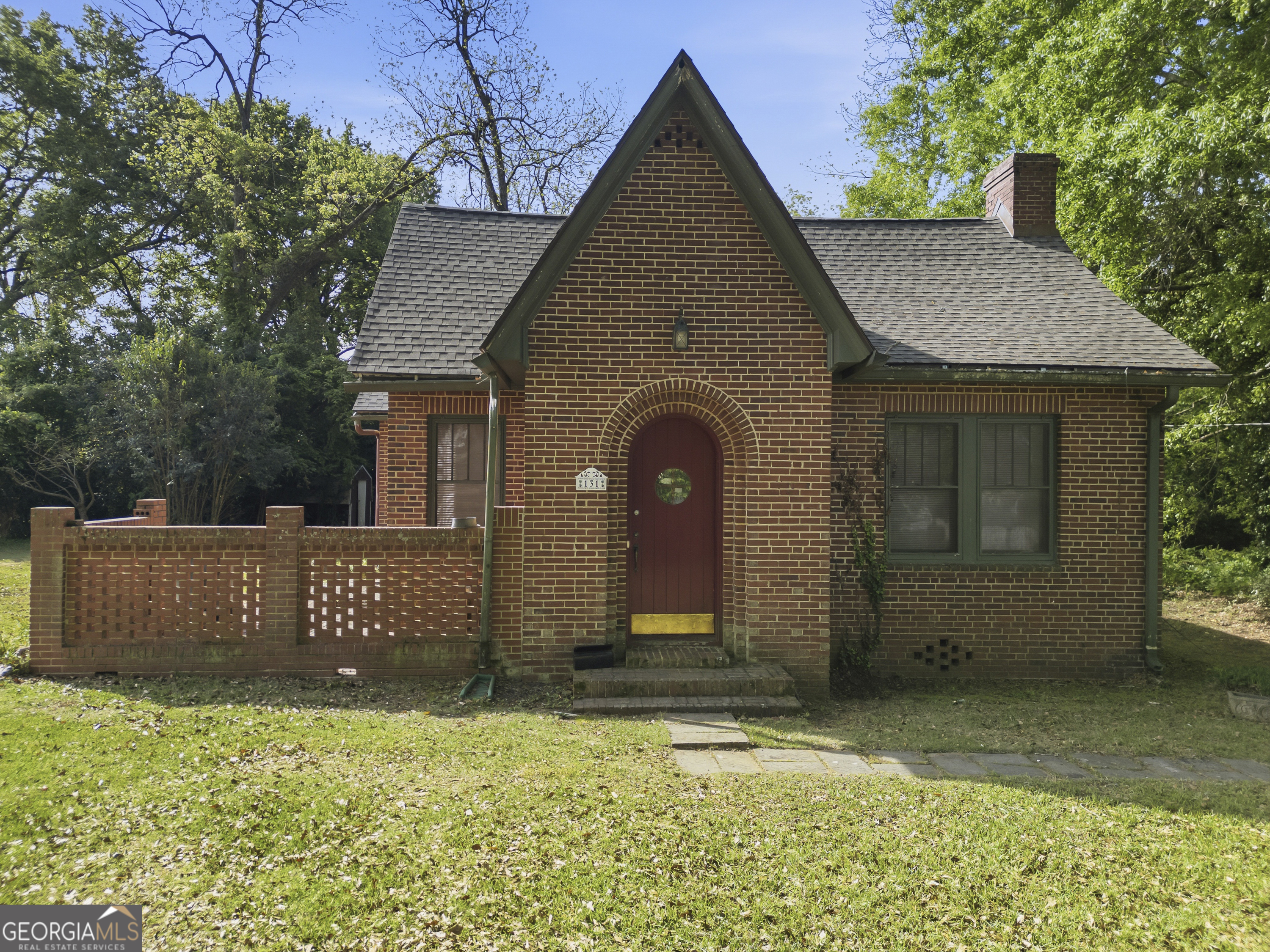 131 E Baldwin Street Milledgeville GA 31061