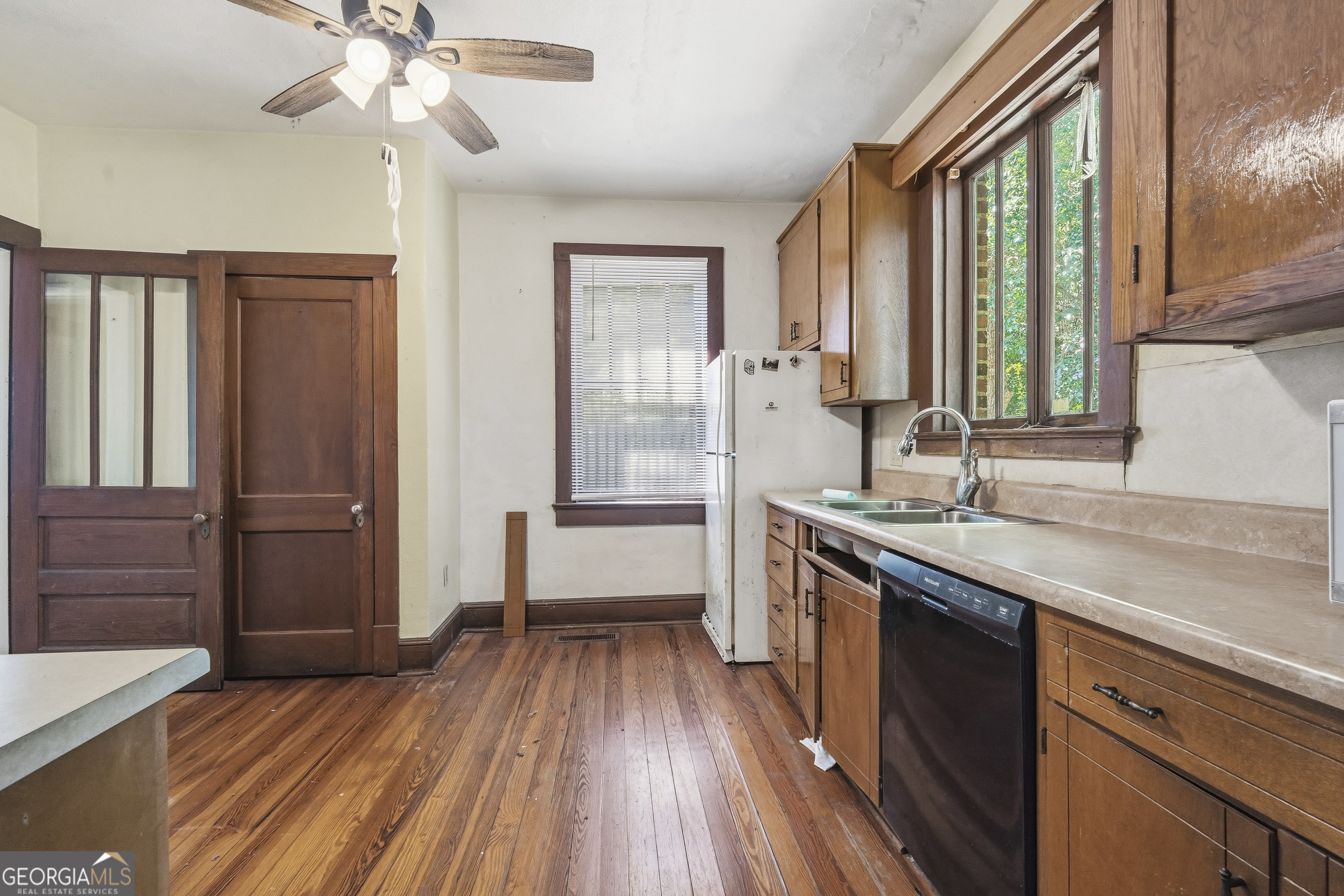 131 E Baldwin Street Milledgeville GA 31061