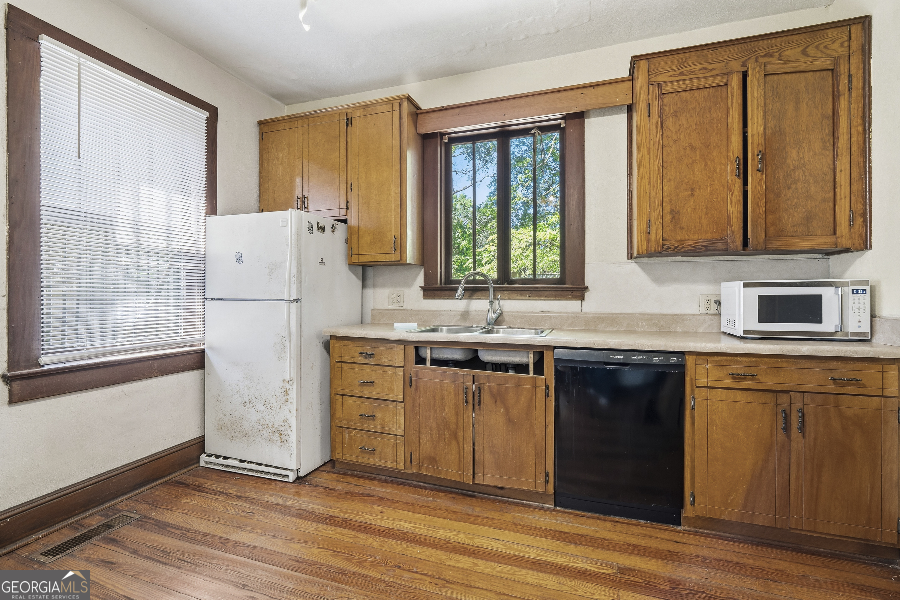 131 E Baldwin Street Milledgeville GA 31061