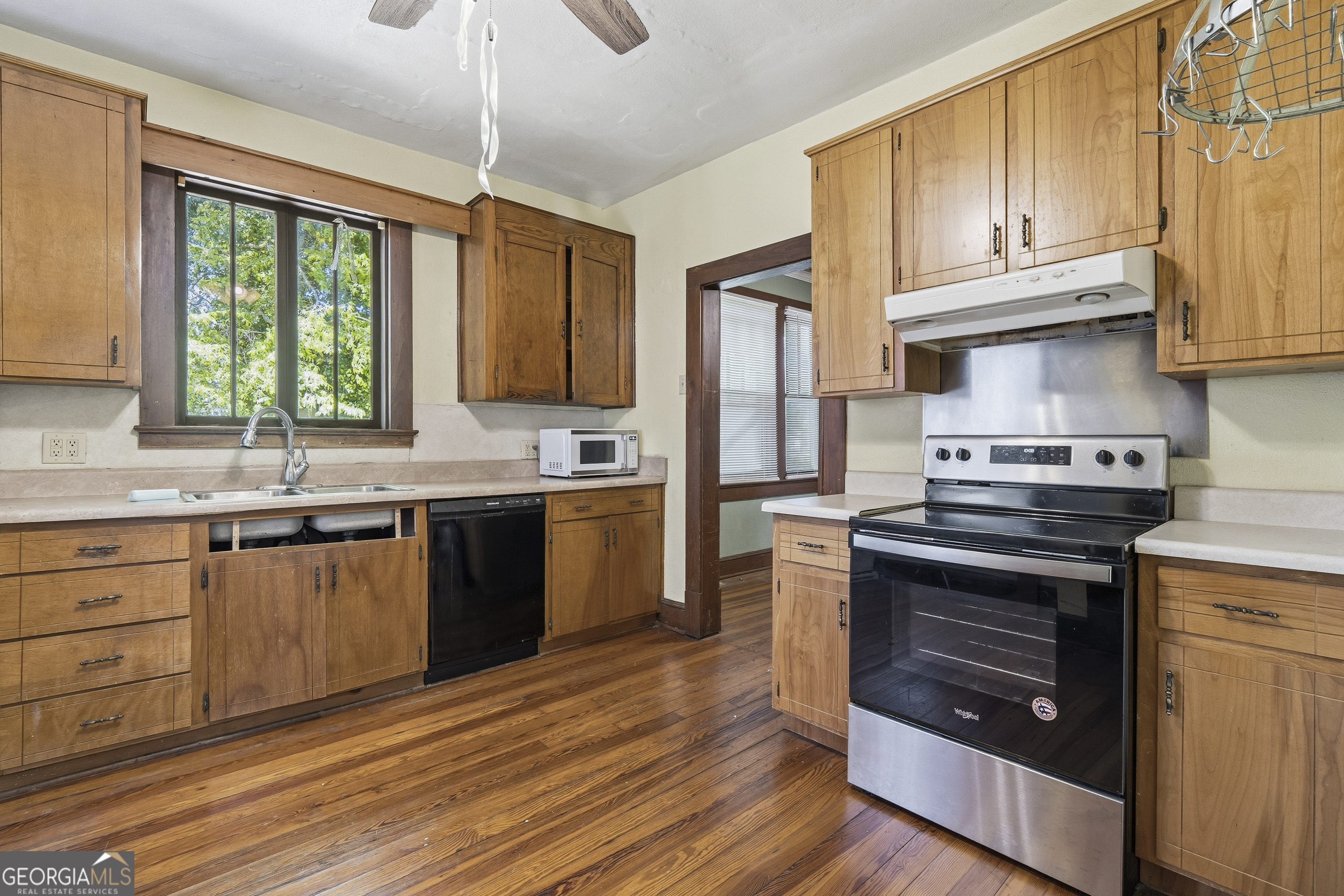 131 E Baldwin Street Milledgeville GA 31061