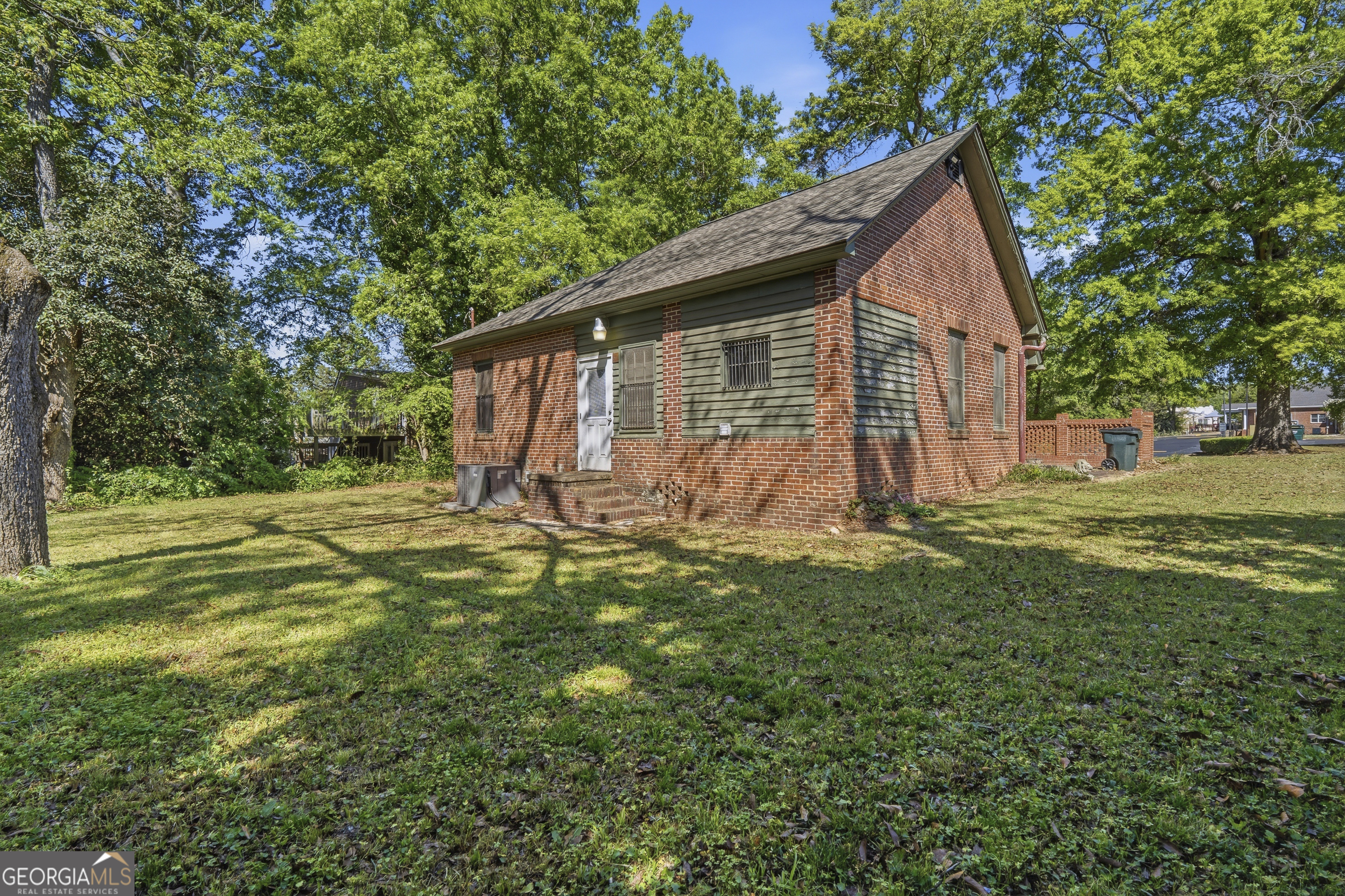 131 E Baldwin Street Milledgeville GA 31061