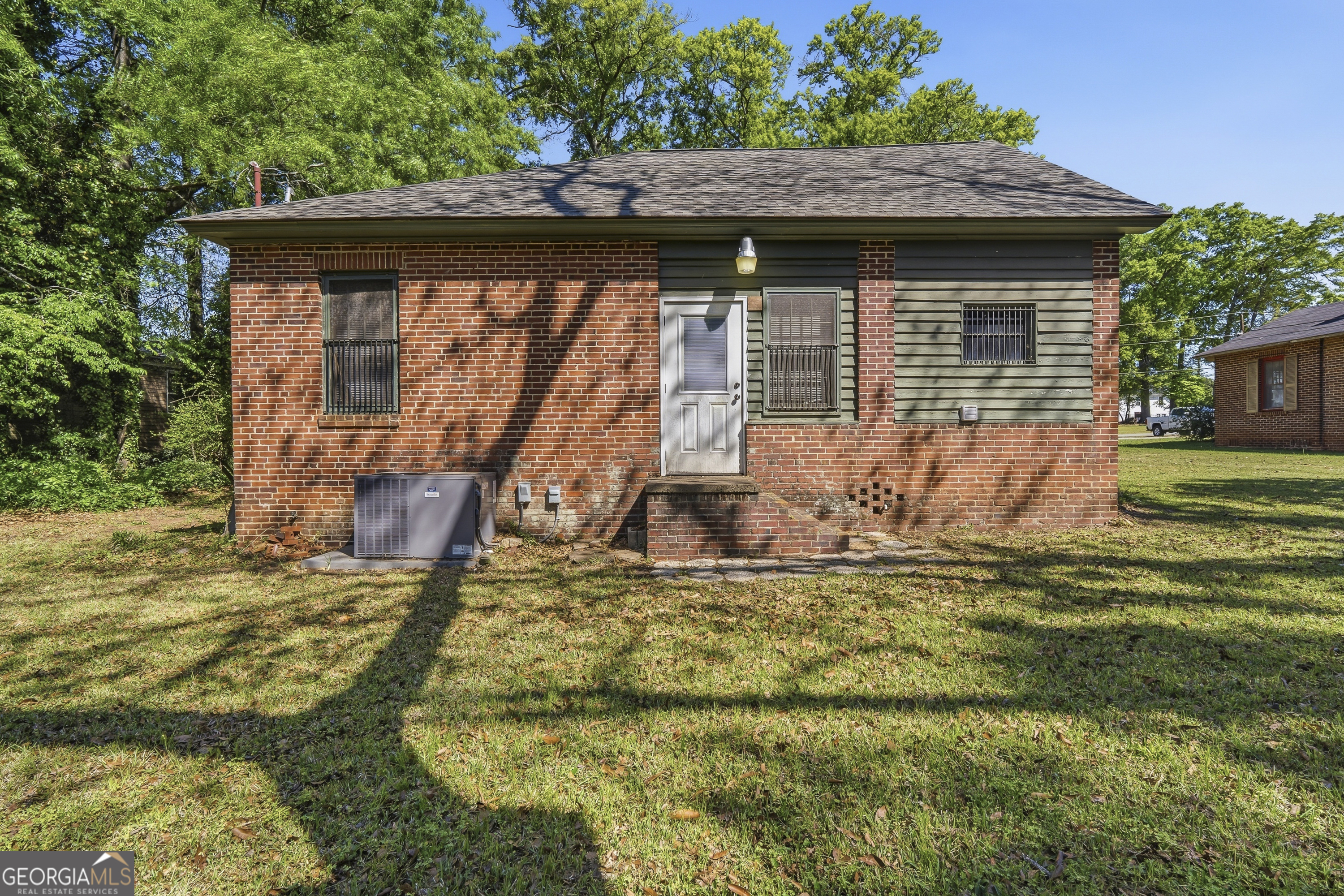 131 E Baldwin Street Milledgeville GA 31061