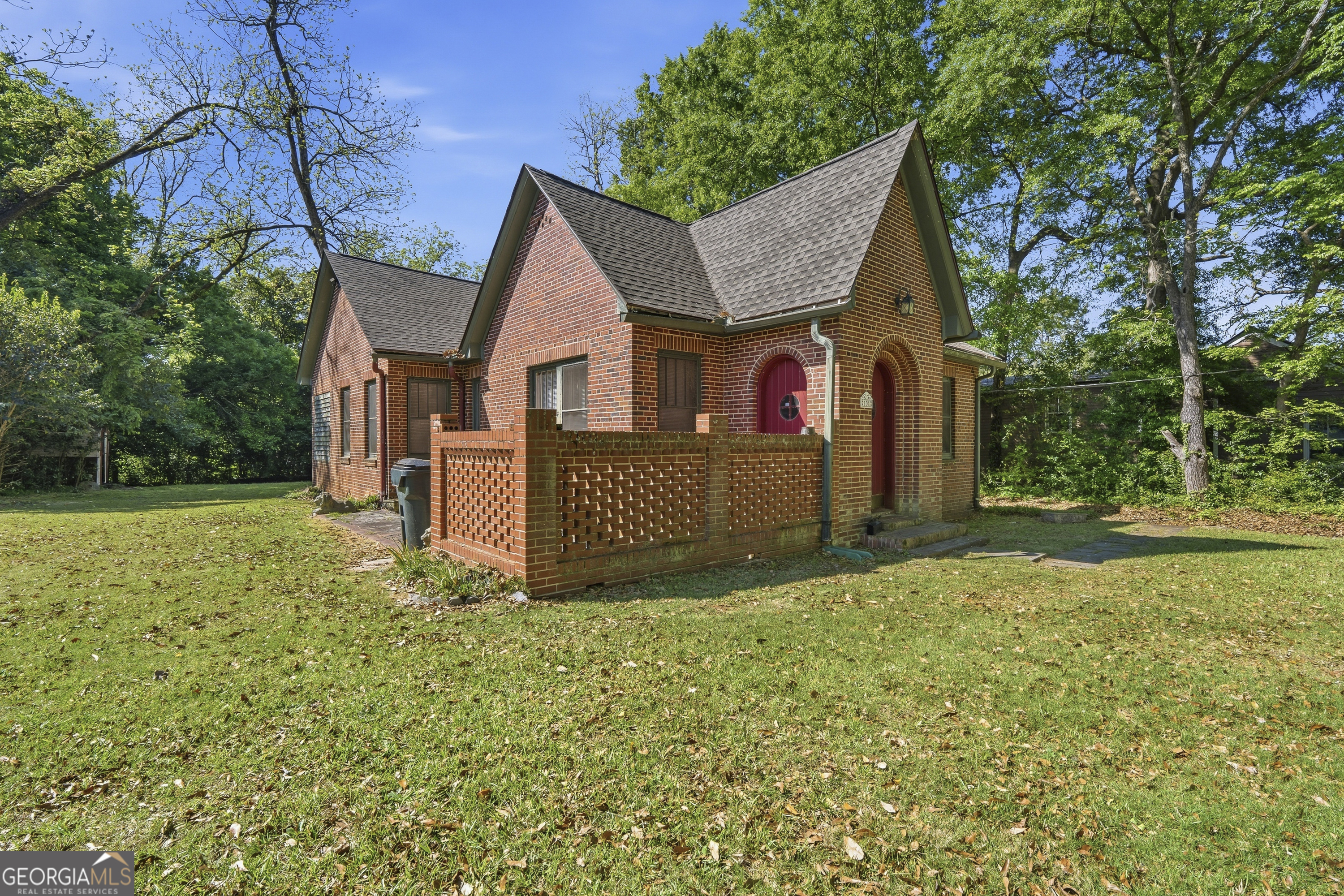 131 E Baldwin Street Milledgeville GA 31061