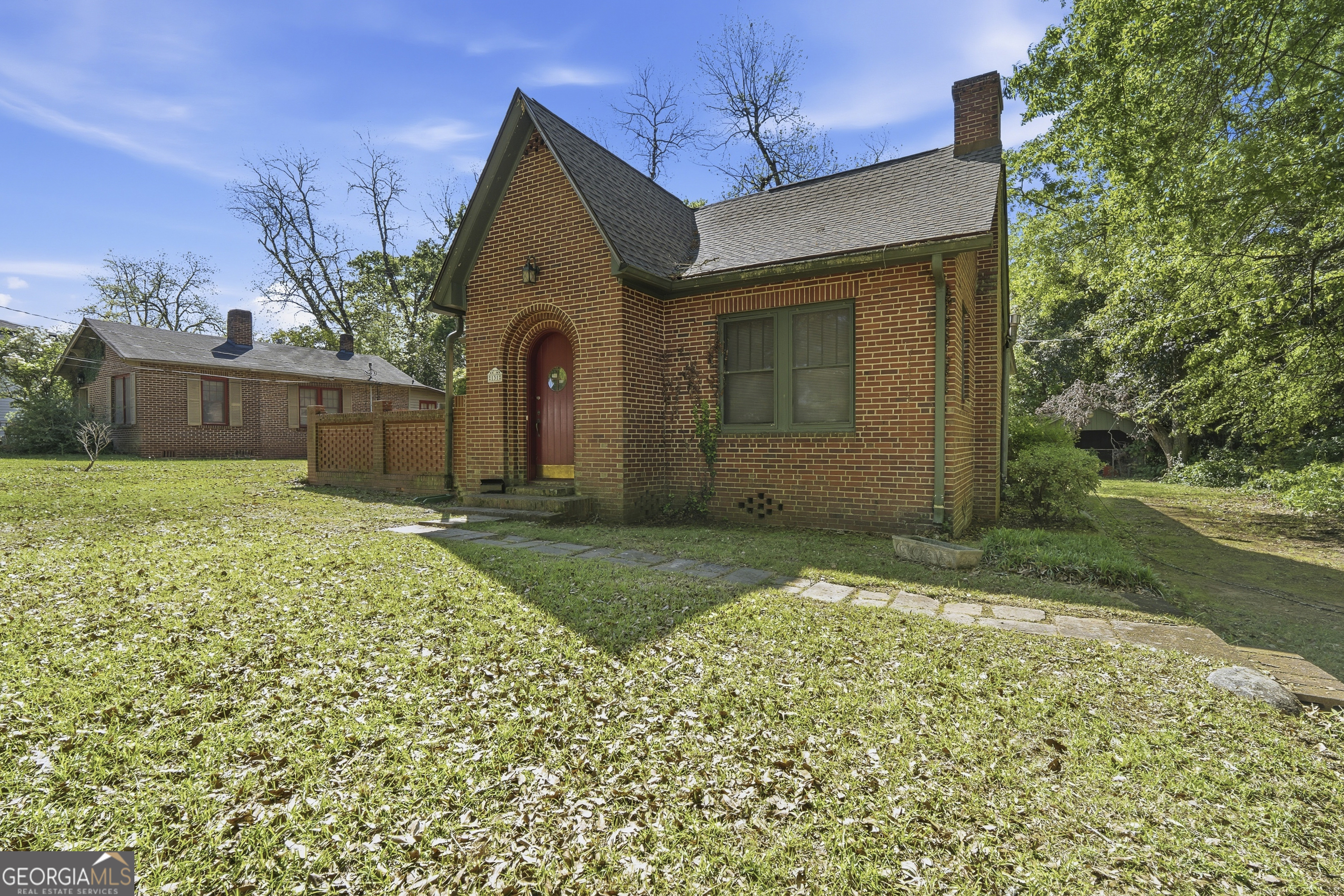 131 E Baldwin Street Milledgeville GA 31061