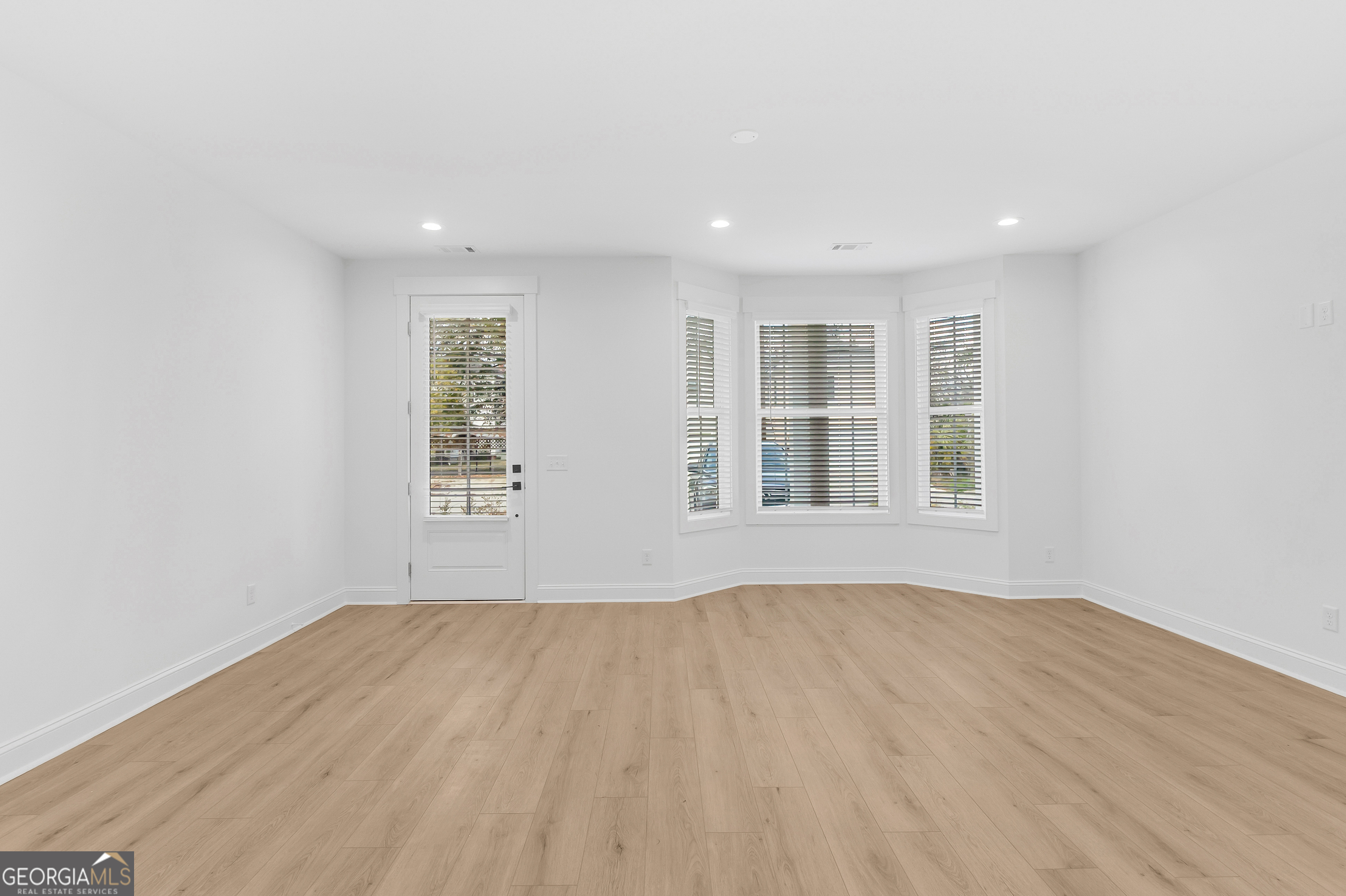 1207 E 34th Street Savannah GA 31404