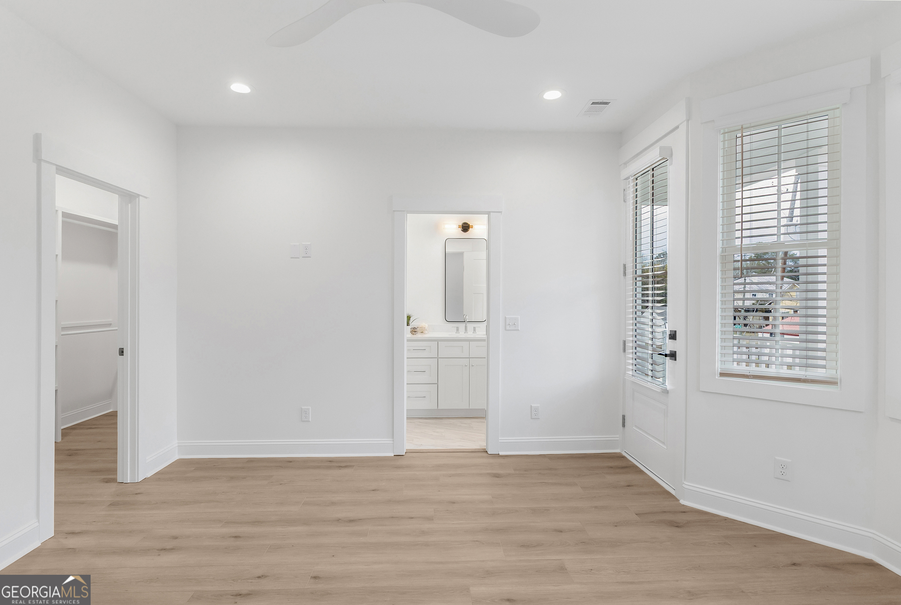 1207 E 34th Street Savannah GA 31404