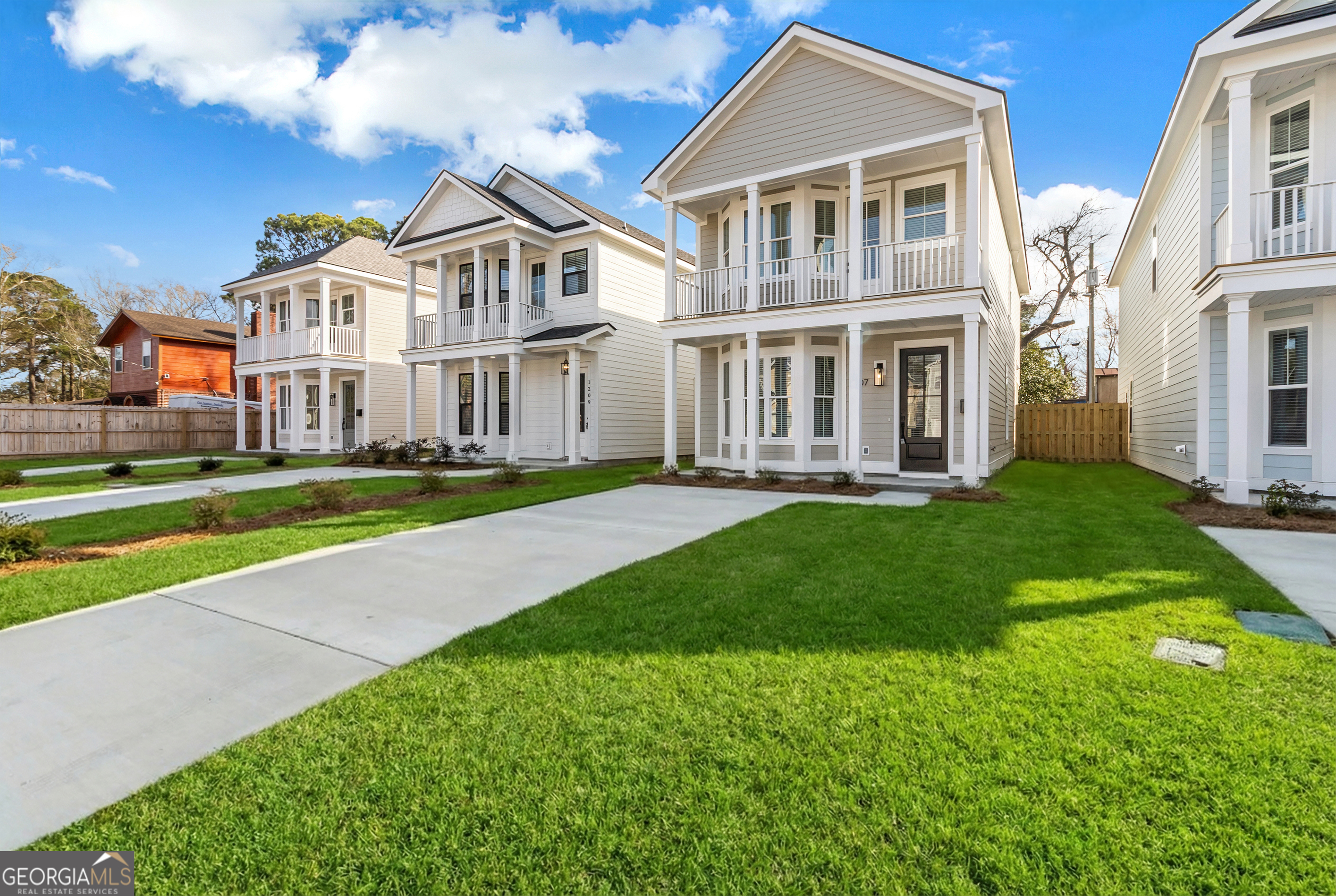 1207 E 34th Street Savannah GA 31404