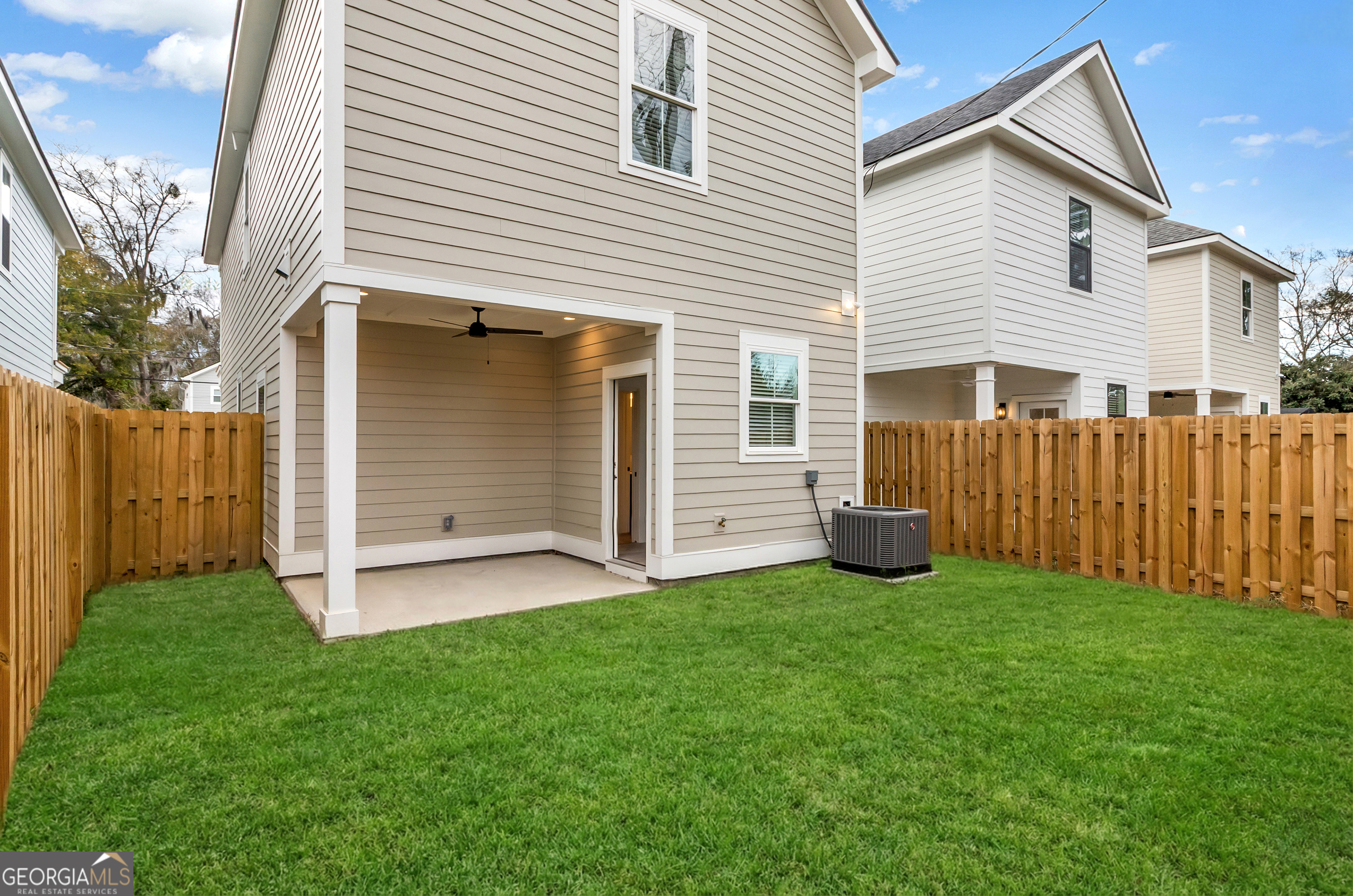 1207 E 34th Street Savannah GA 31404