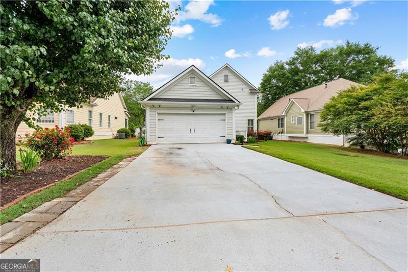 8 Pecan Trace Newnan GA 30265