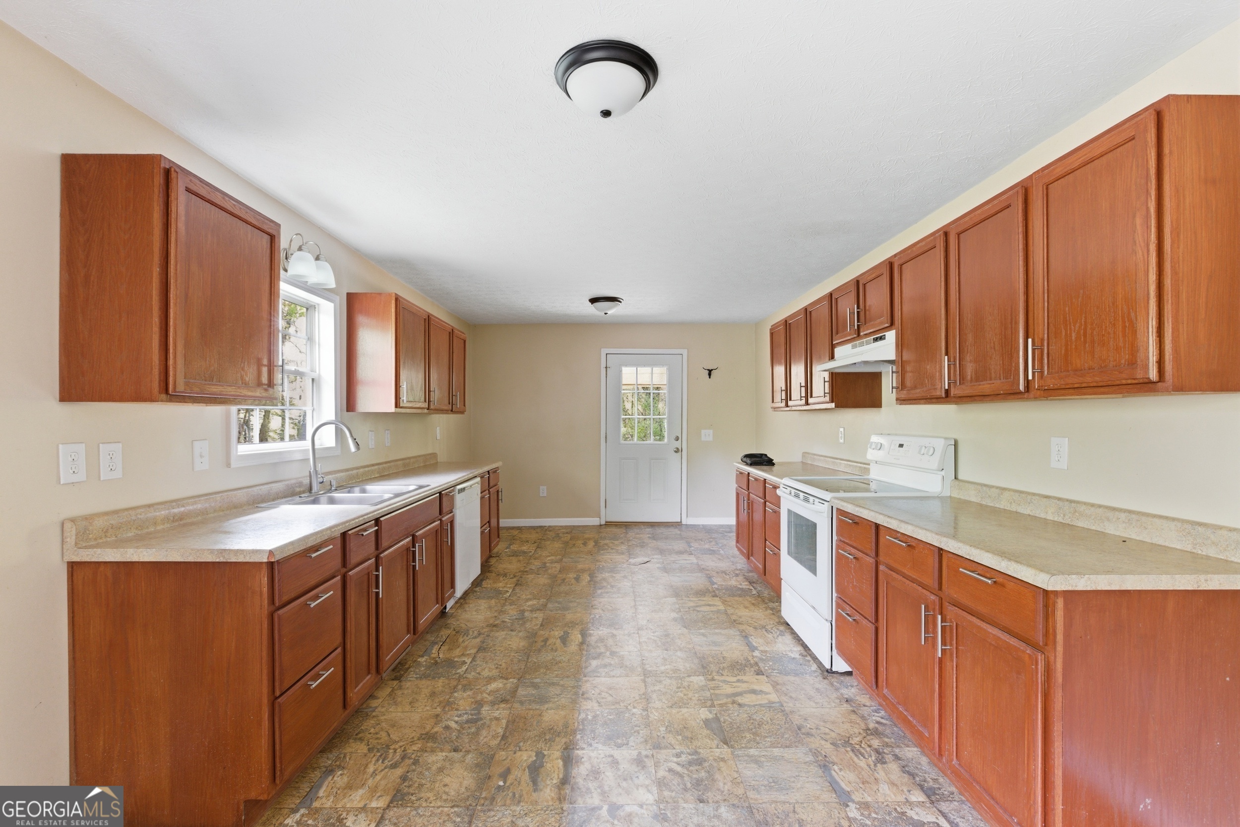 6668 Belton Bridge Road Lula GA 30554
