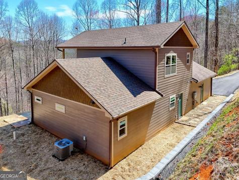 1378 Summit Trail Hiawassee GA 30546