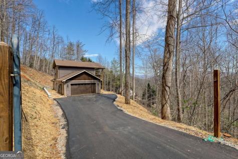 1378 Summit Trail Hiawassee GA 30546