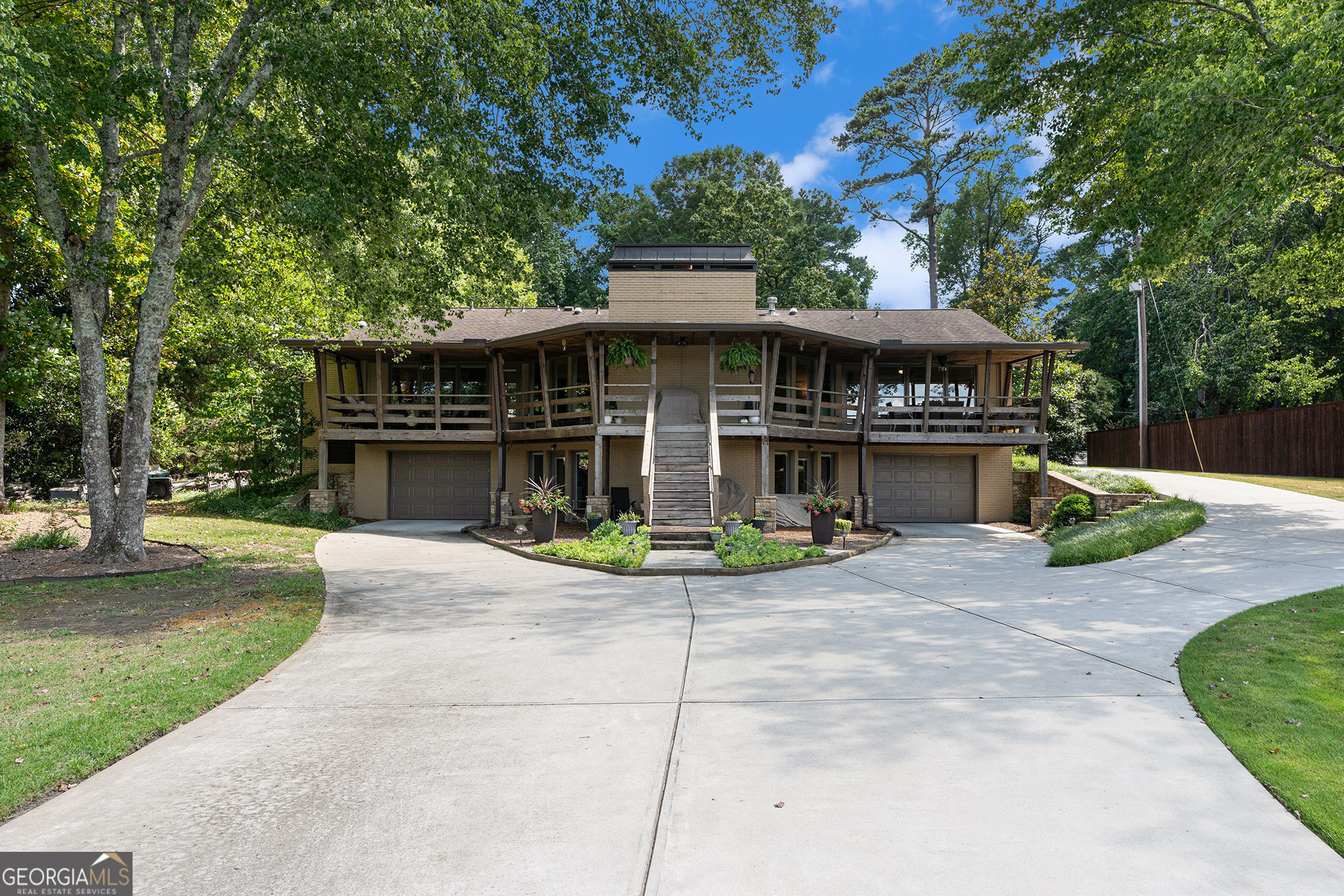2484 Emerald Drive Jonesboro GA 30236