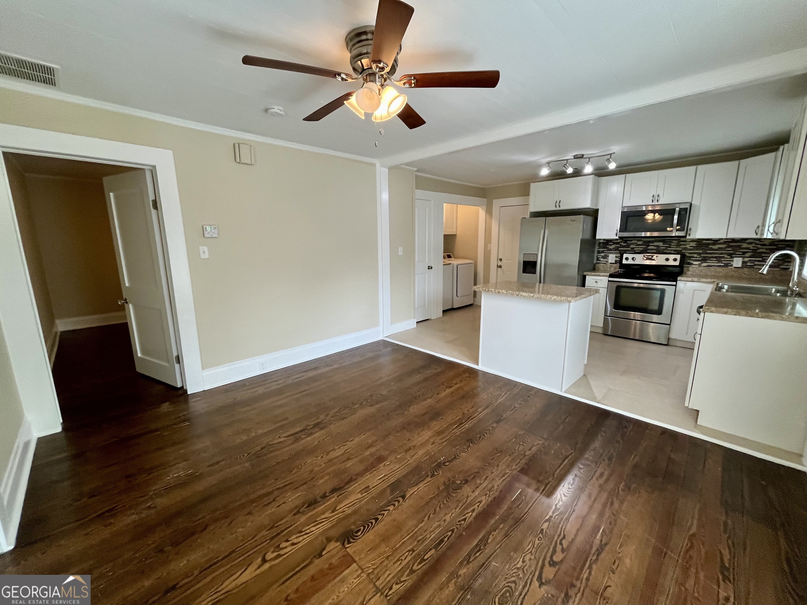 221 Bellview Street Winder GA 30680