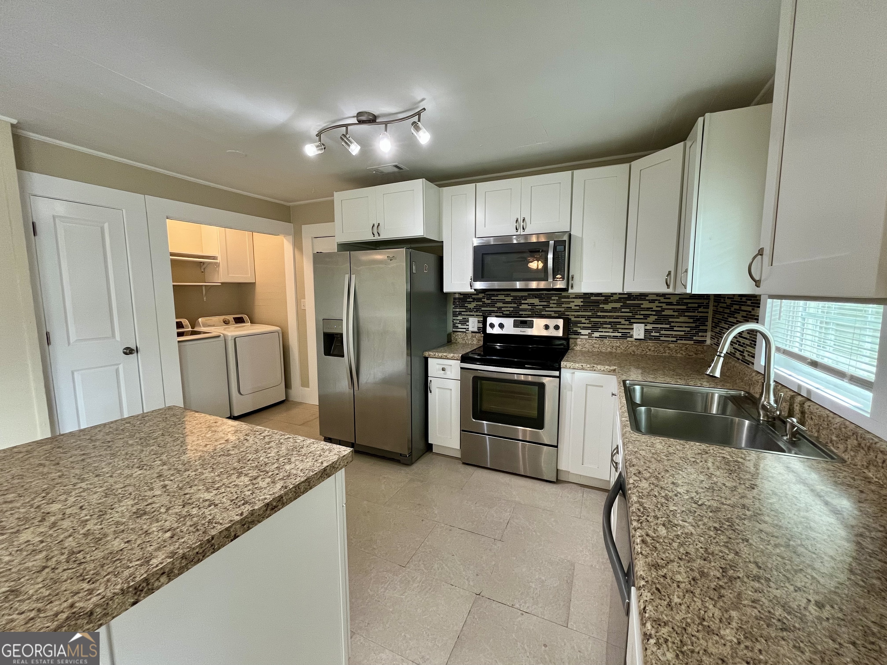221 Bellview Street Winder GA 30680