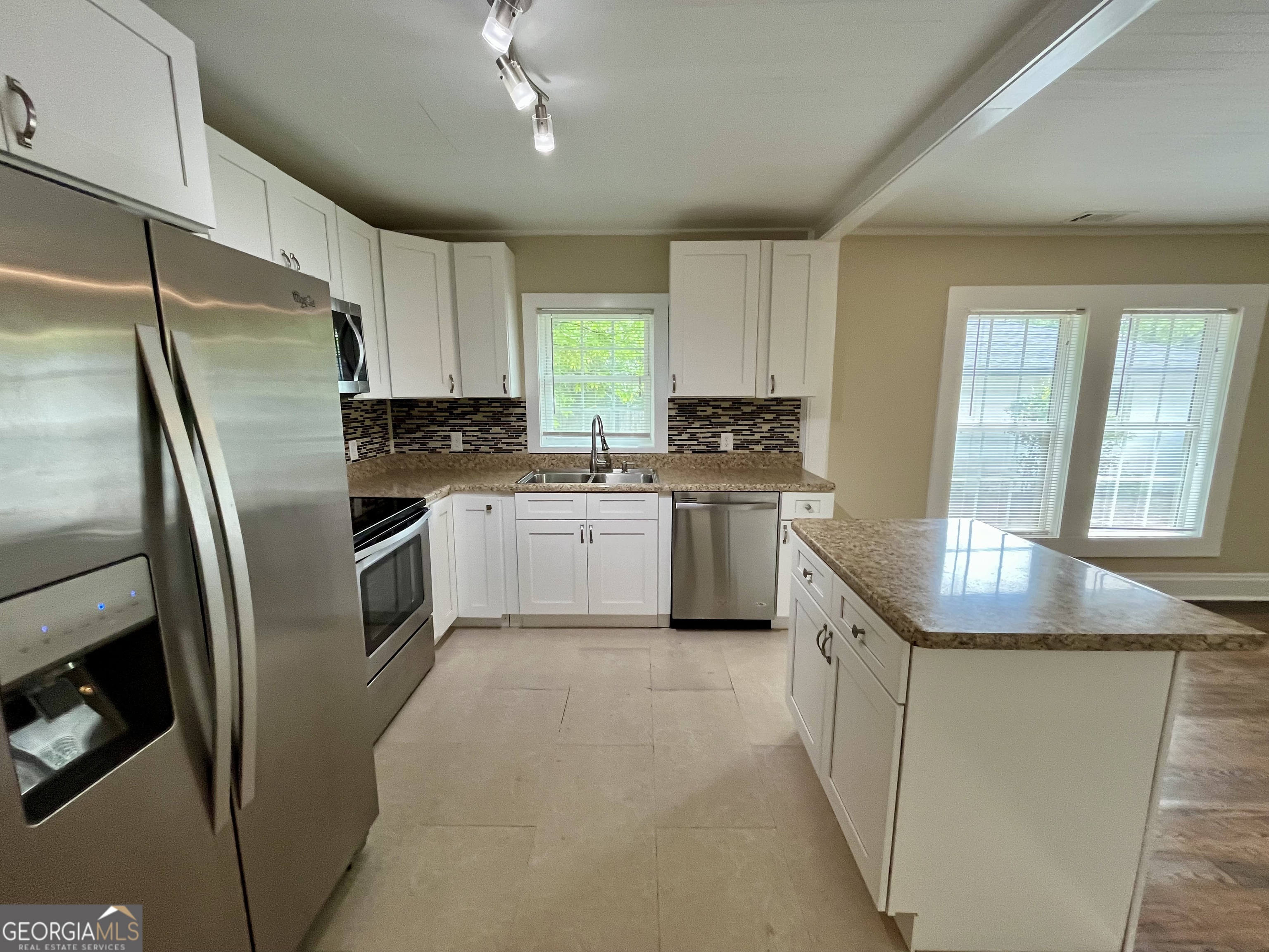 221 Bellview Street Winder GA 30680