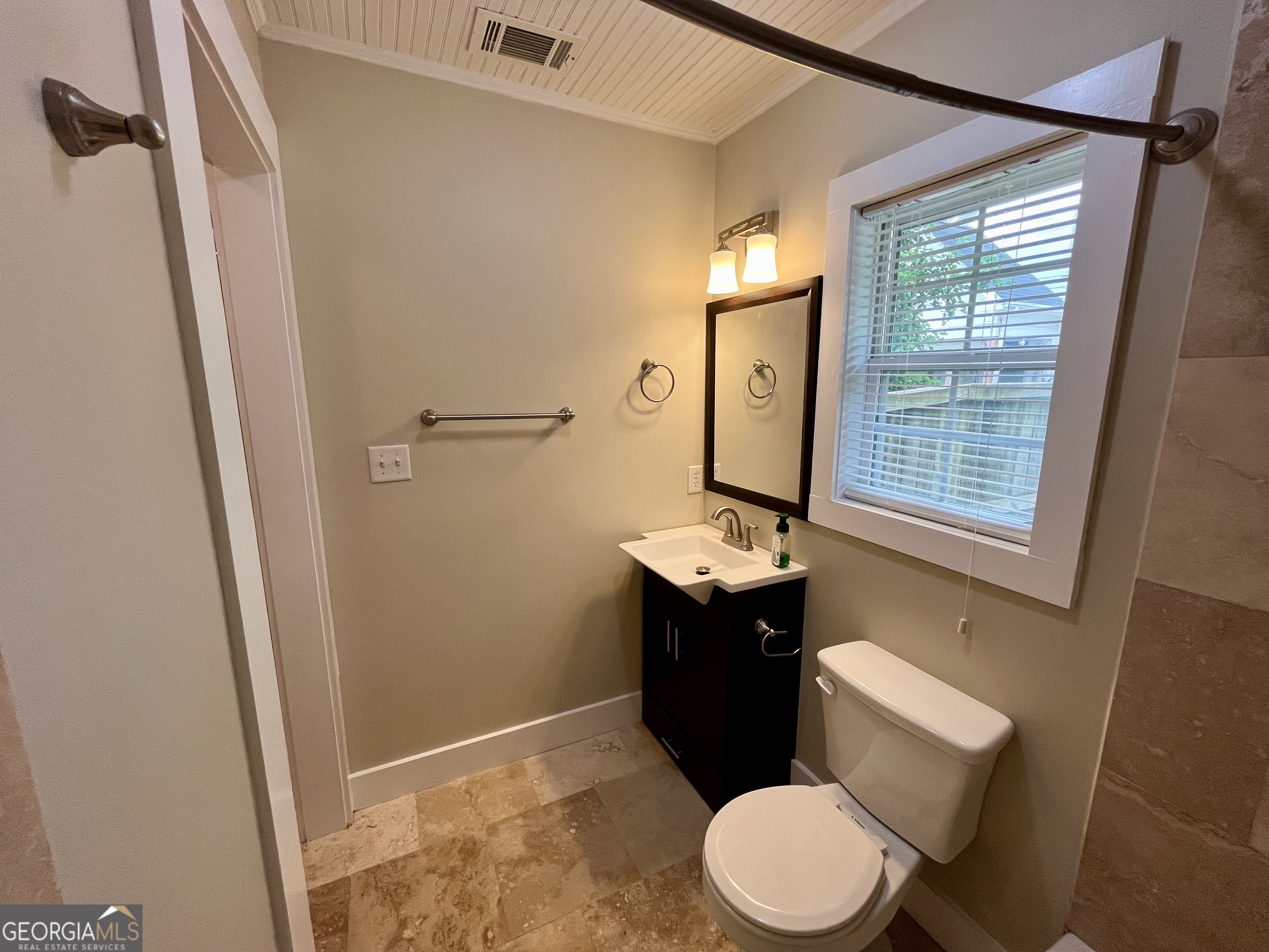 221 Bellview Street Winder GA 30680