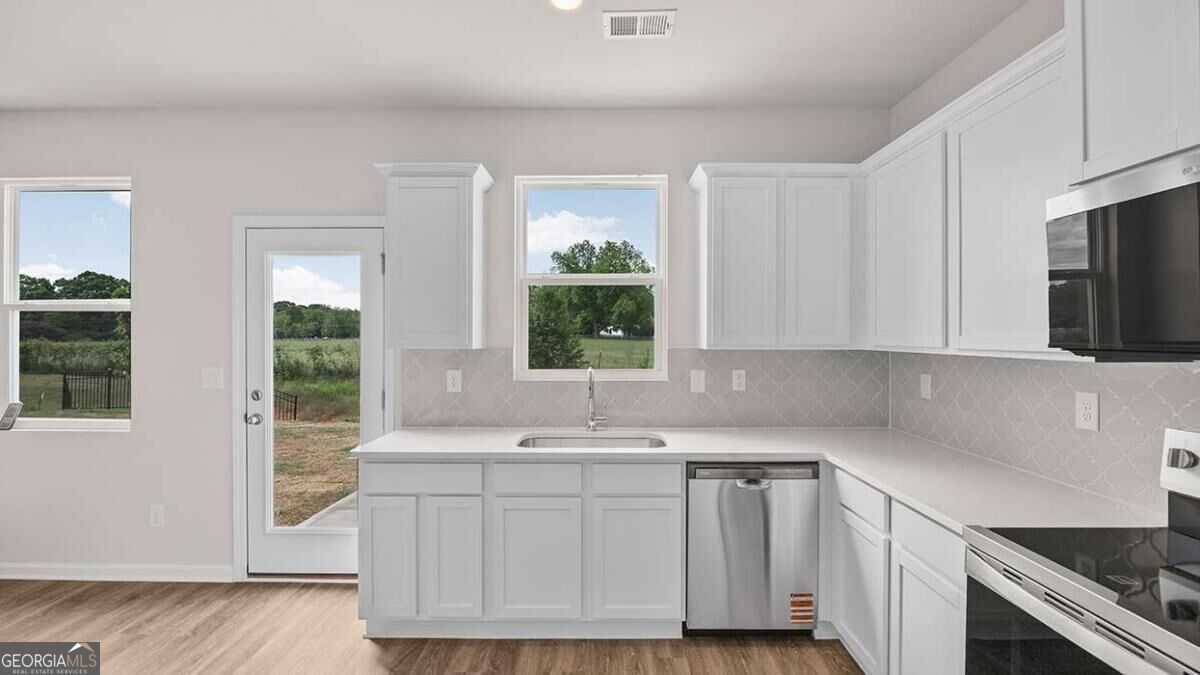 232B Lavendar Lane Perry GA 31069
