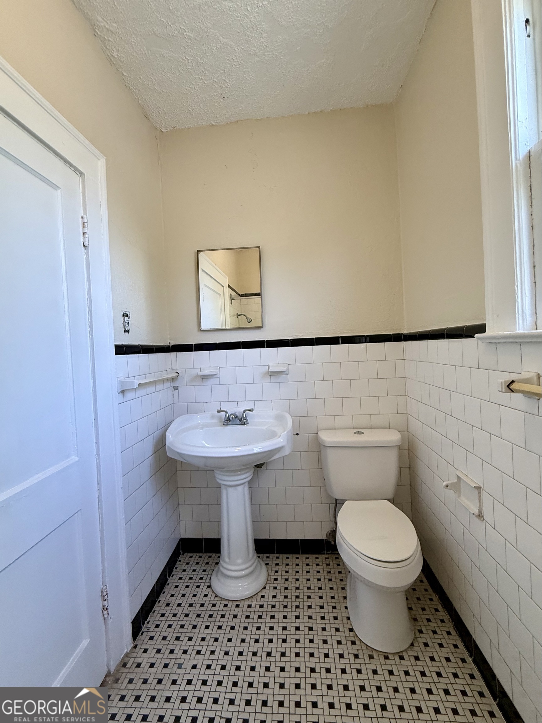 627 W 39th Street Savannah GA 31415