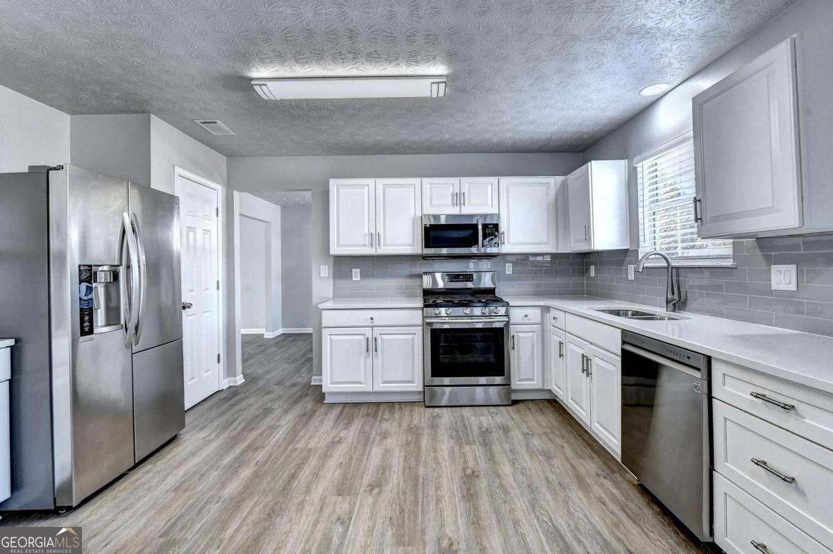 3184 English Ivy Lane Buford GA 30519