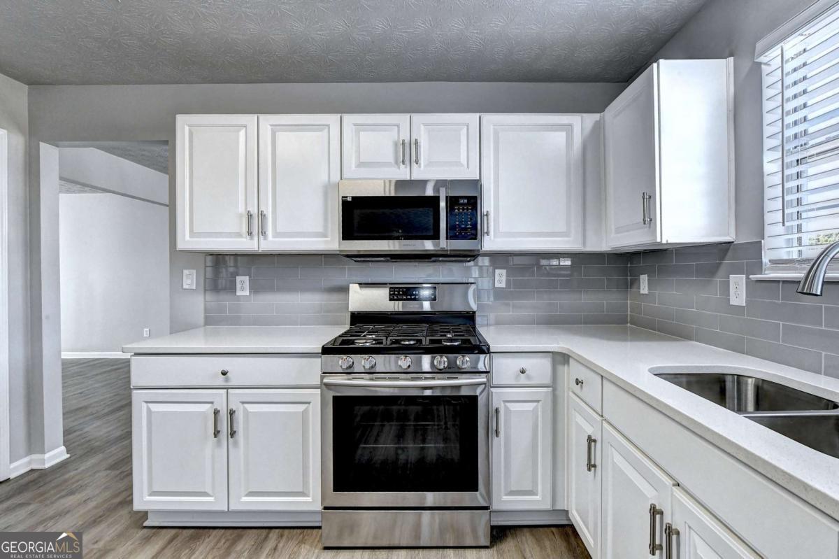 3184 English Ivy Lane Buford GA 30519